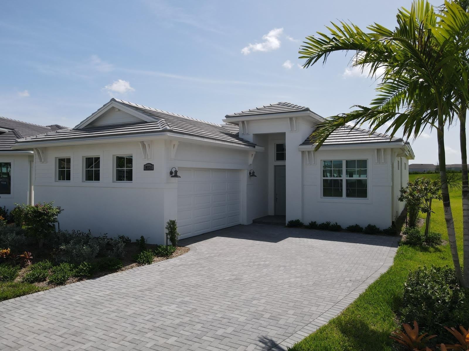 10231 SW Latium Way – photo 1