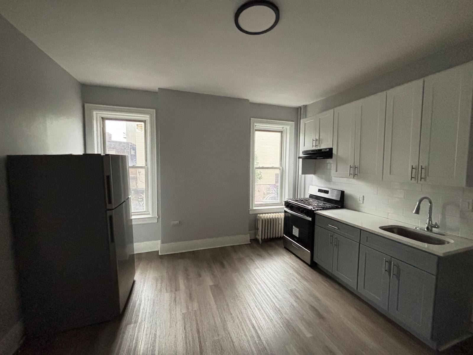 401 Central Ave – photo 1