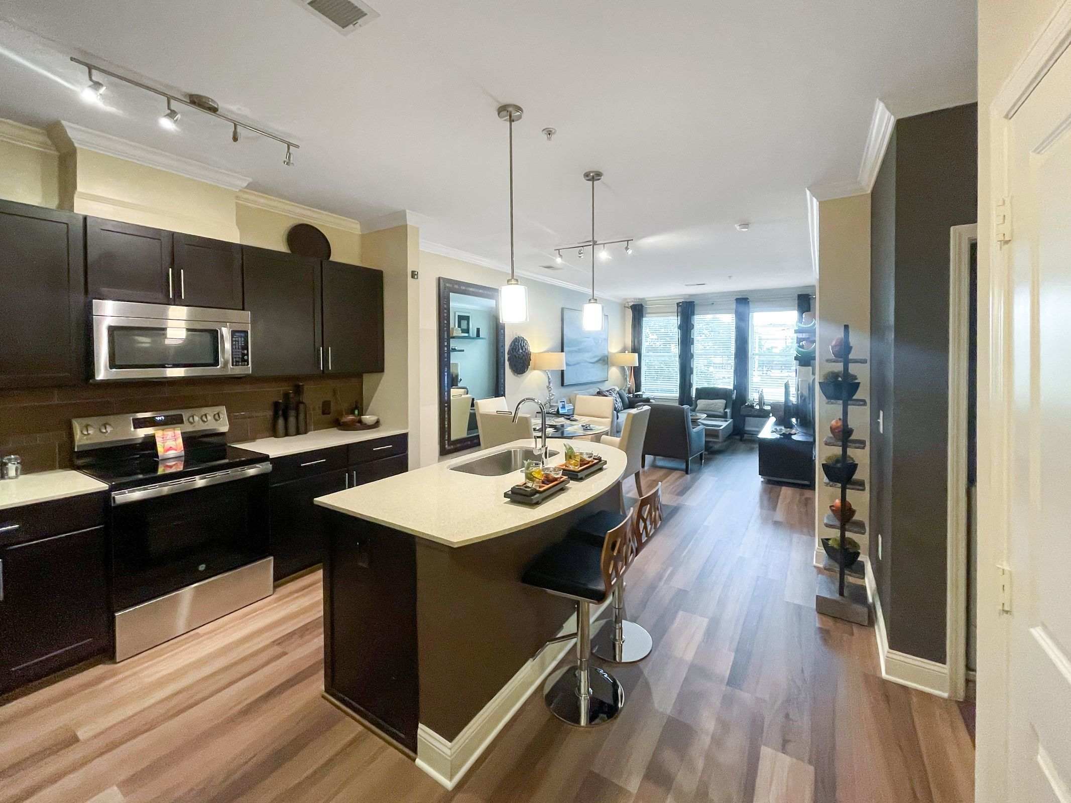 Gables Centerpointe – photo 1 of 212