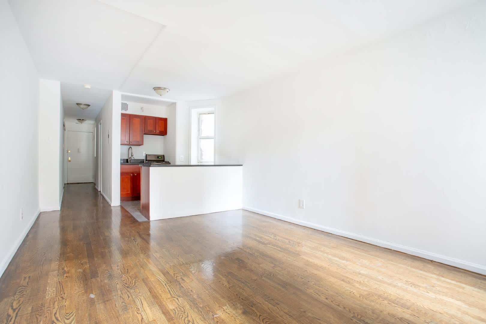 311 East 25th Street – photo 1