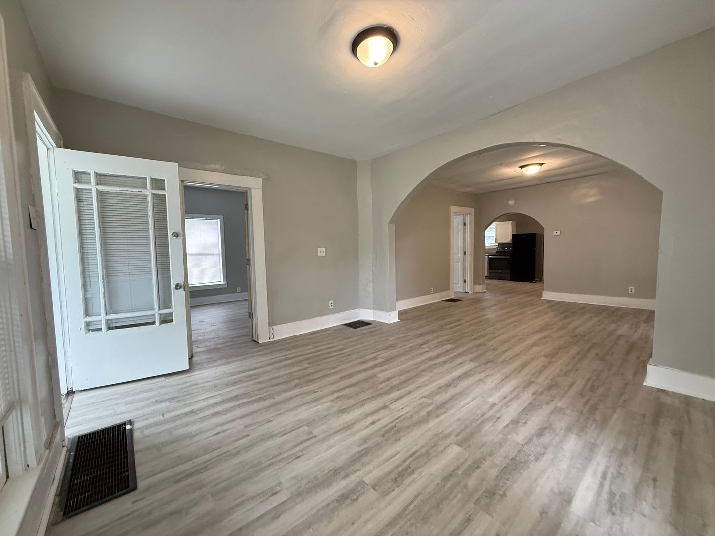 For Rent 1203 S Shipley Spacious 2 Bedroom Home New Appliances Washer Dryer Hookups Included – photo 1 of 129