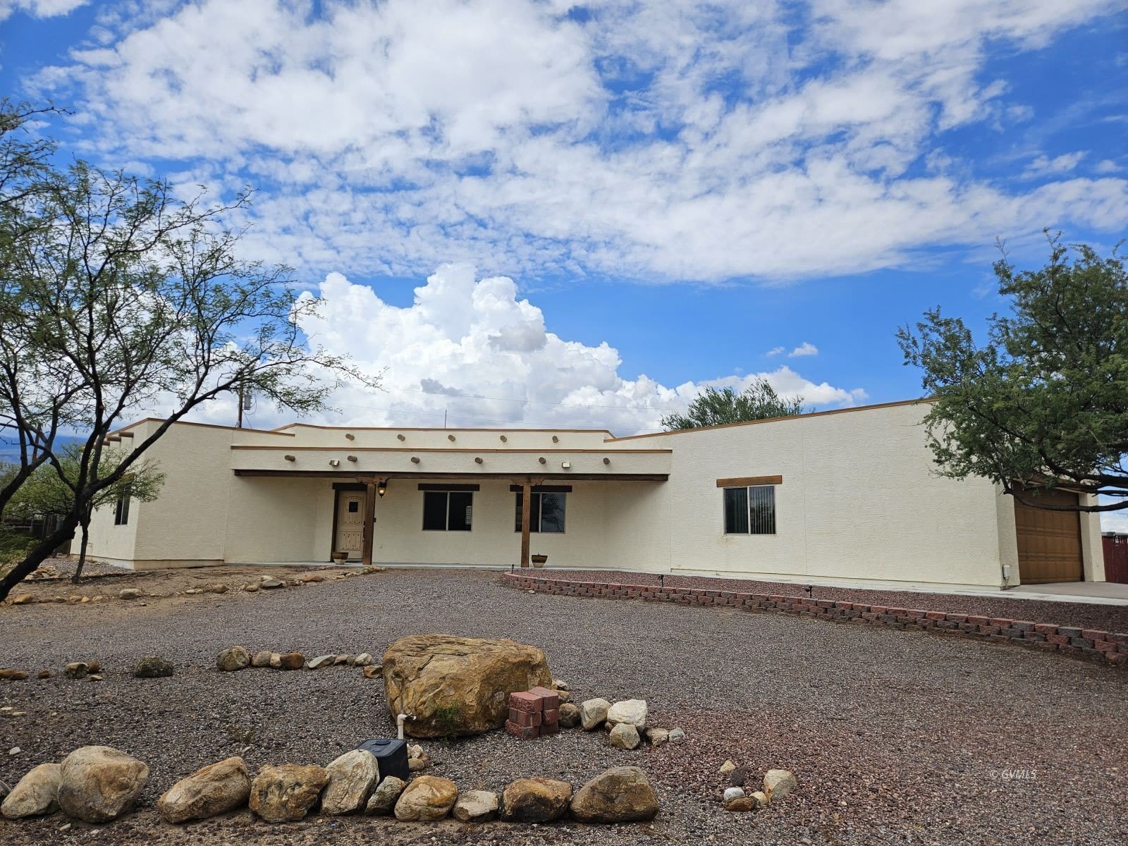 8468 S Pueblo Dr – photo 1 of 18