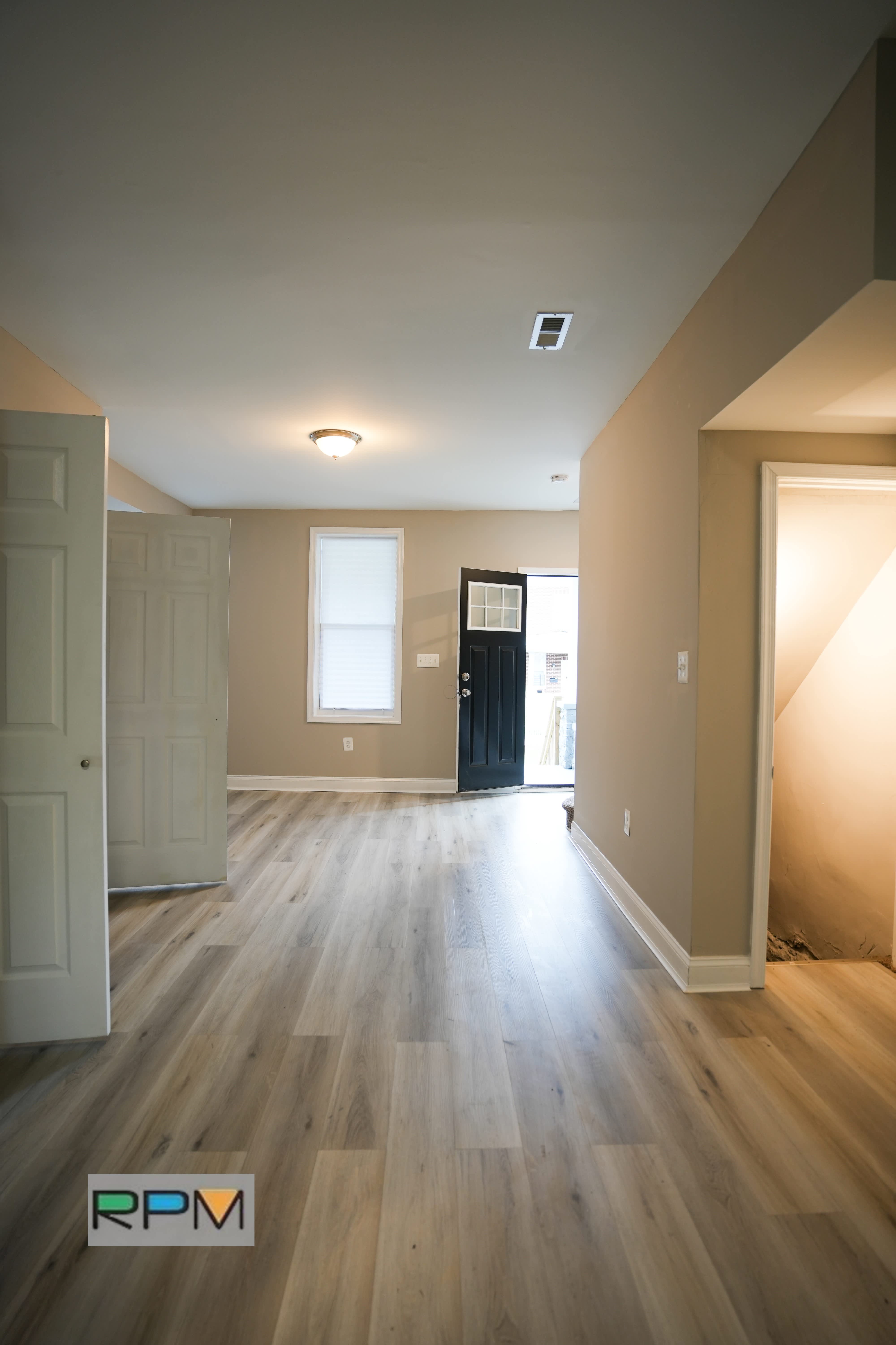 527 Chateau Ave – photo 1