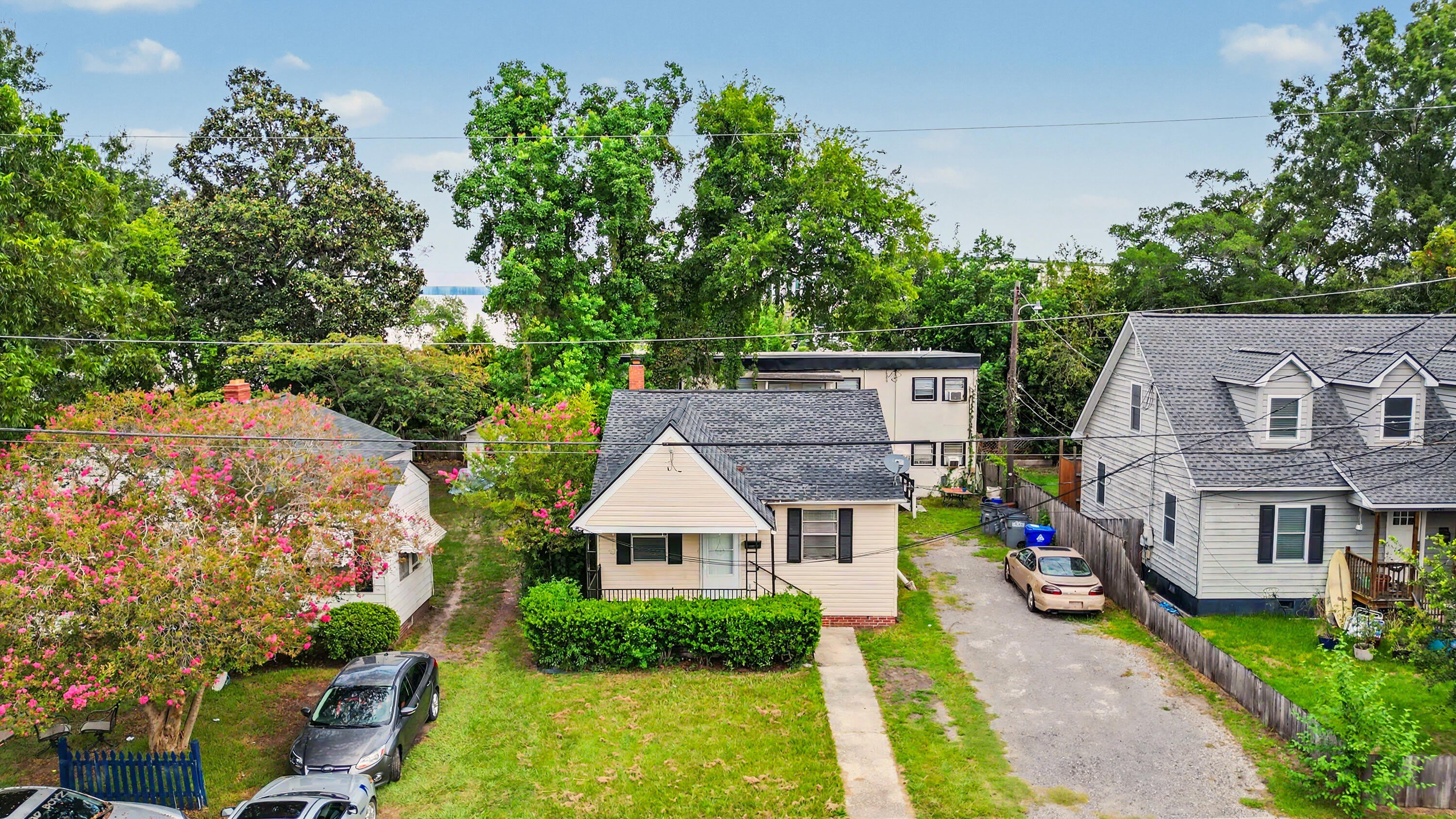 3545 Admiral Drive – photo 1