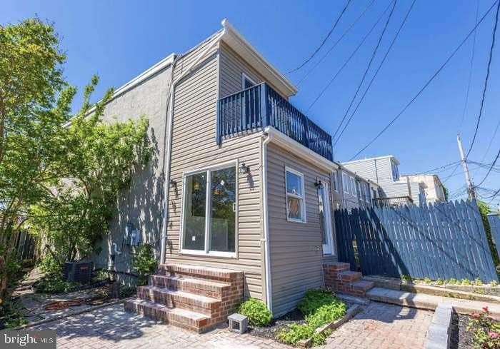 802 MANGOLD Street – photo 1