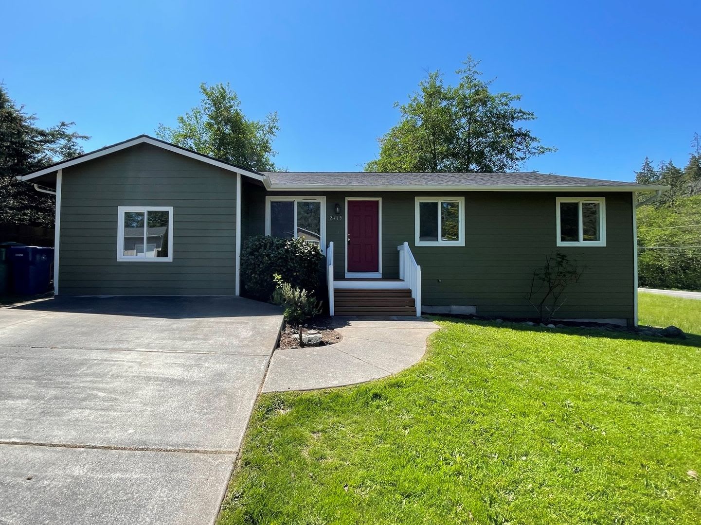 2415 Forest Park Lane – photo 1 of 29