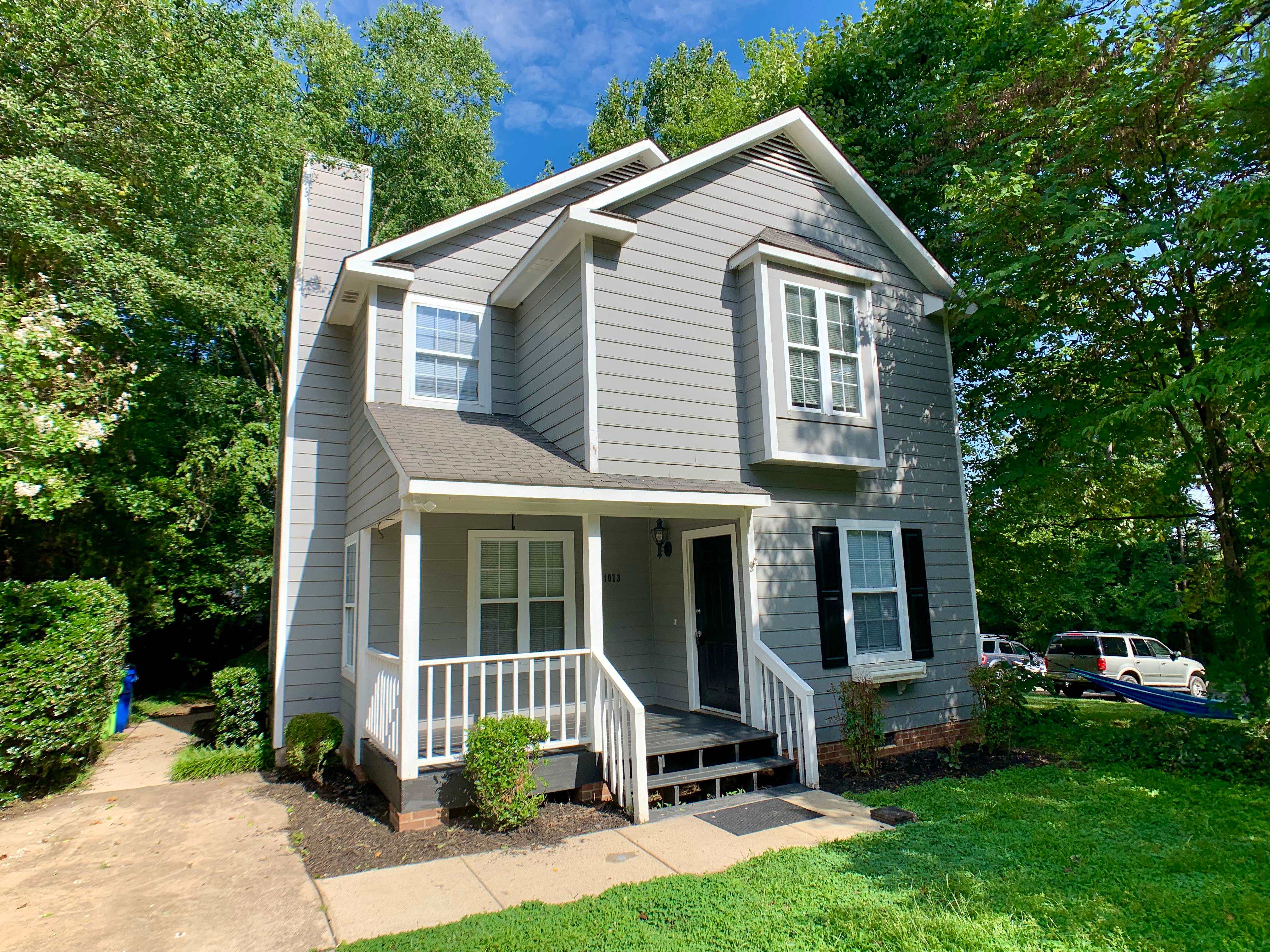 1073 Mills St – photo 1