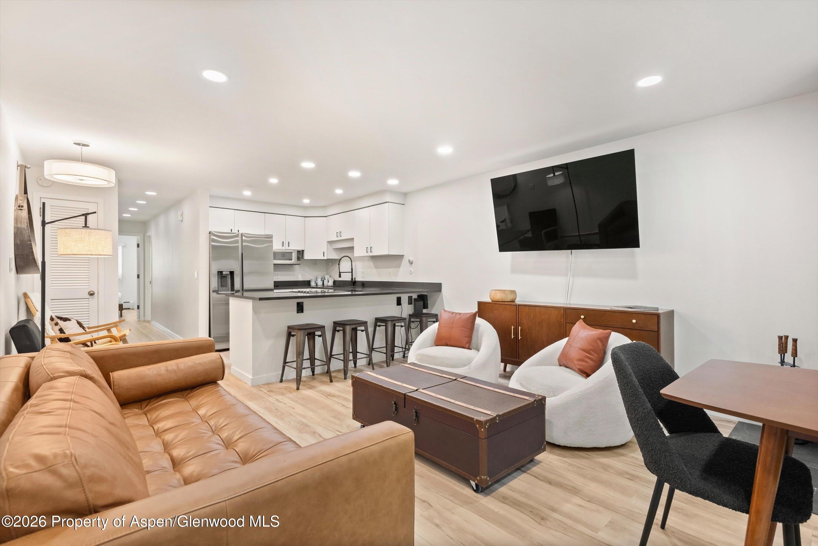 100 E Dean Street – photo 1