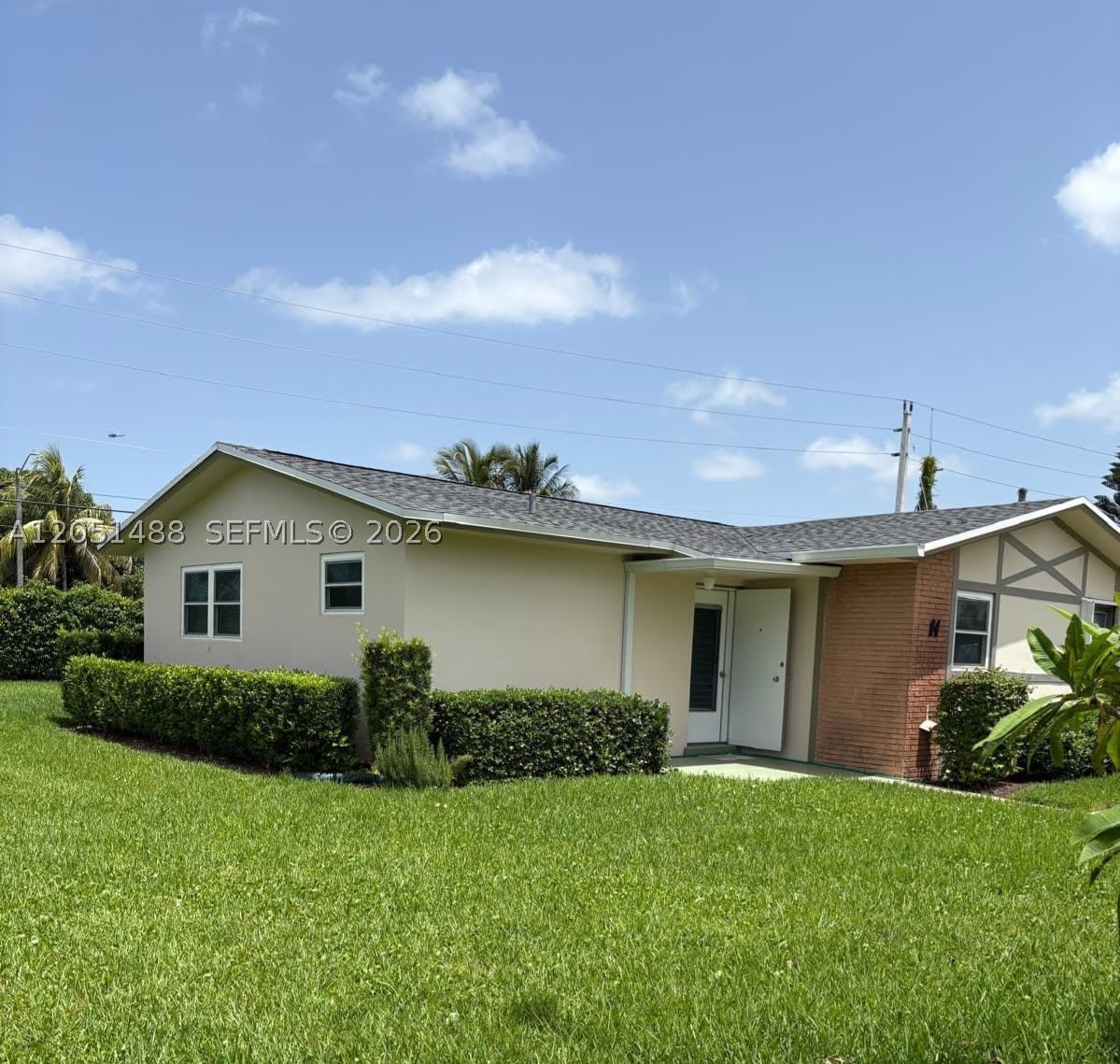 2630 Barkley Dr E – photo 1