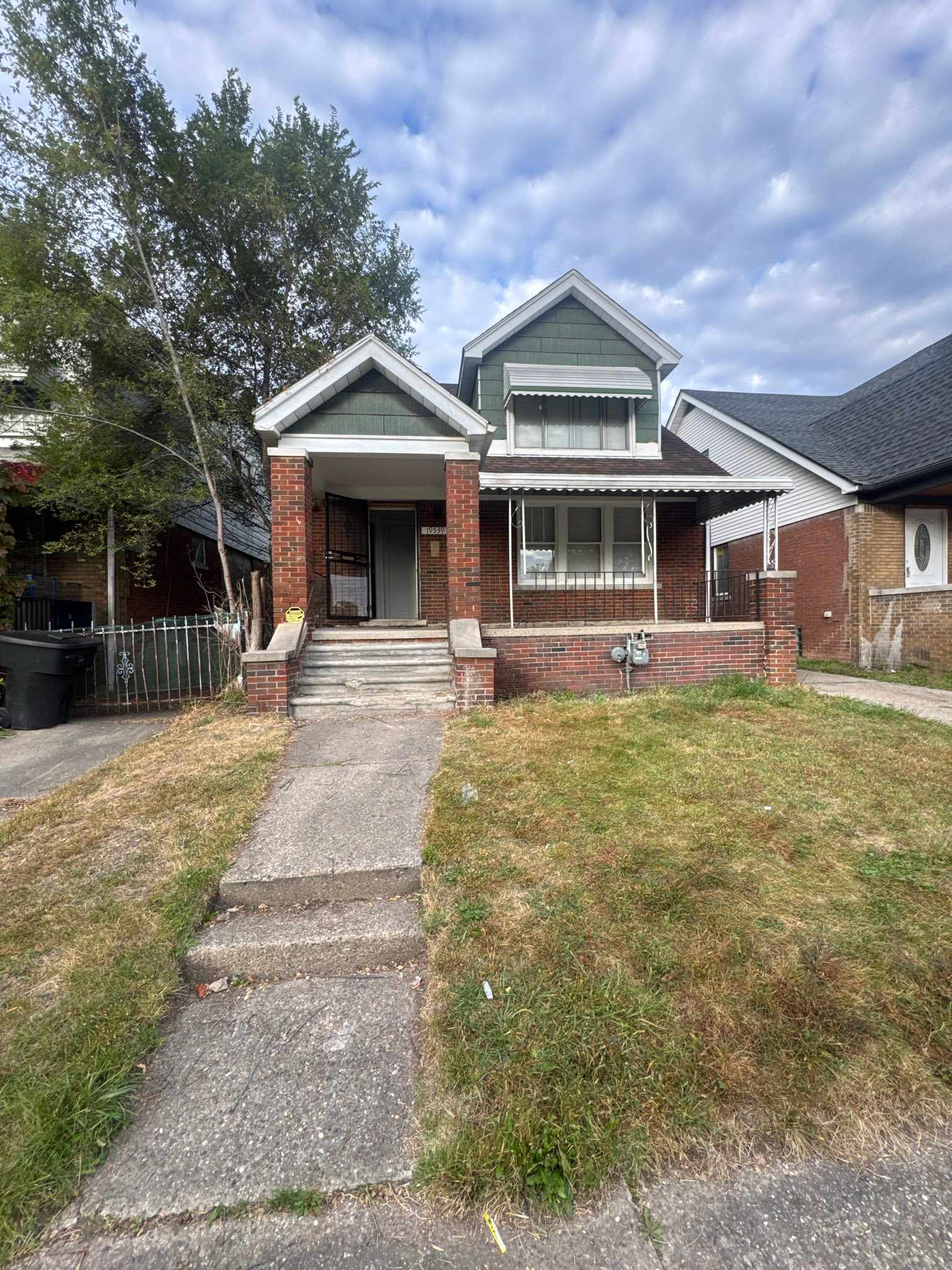 19539 Hickory St – photo 1