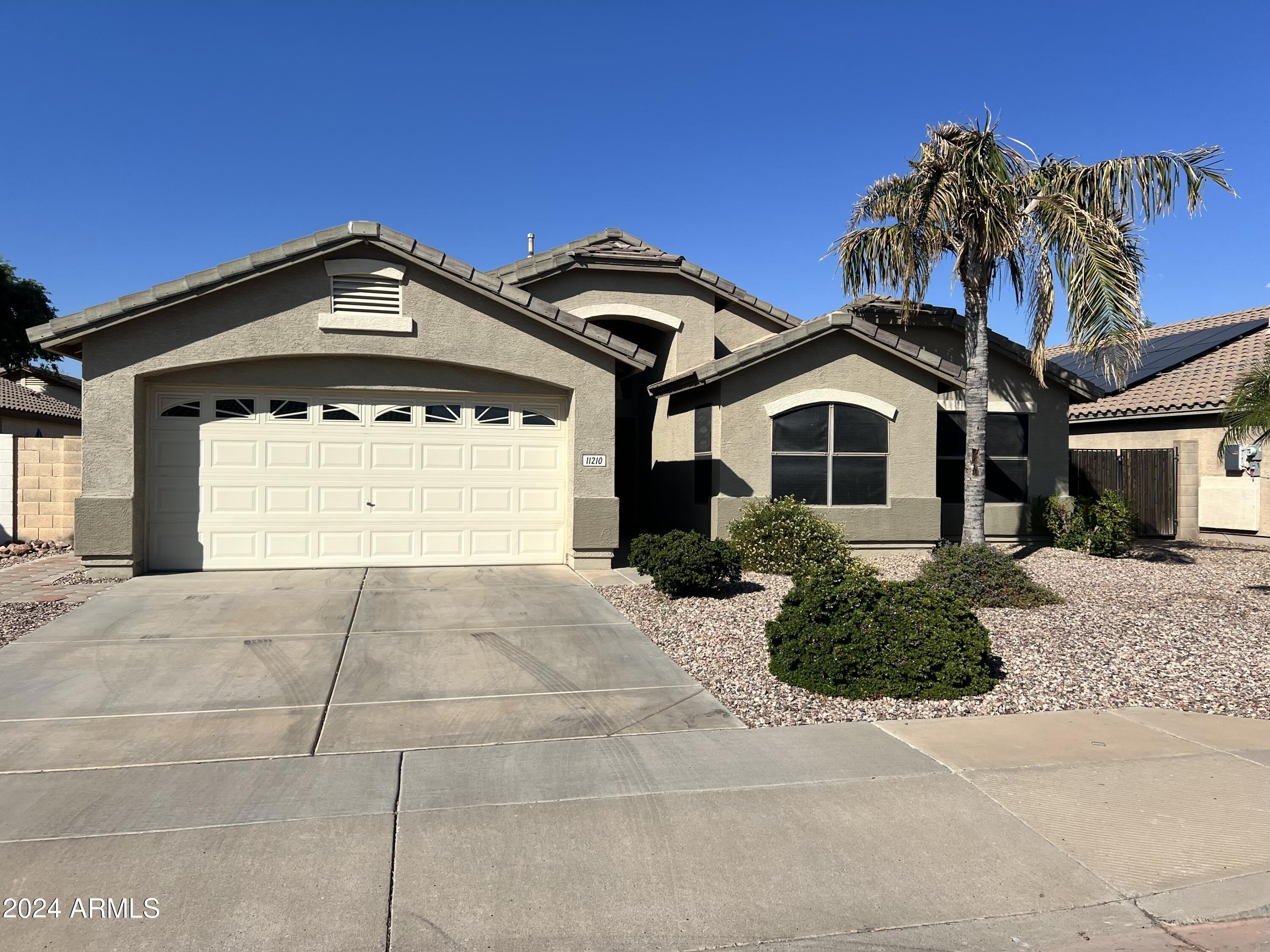 11210 E Pronghorn Avenue – photo 1