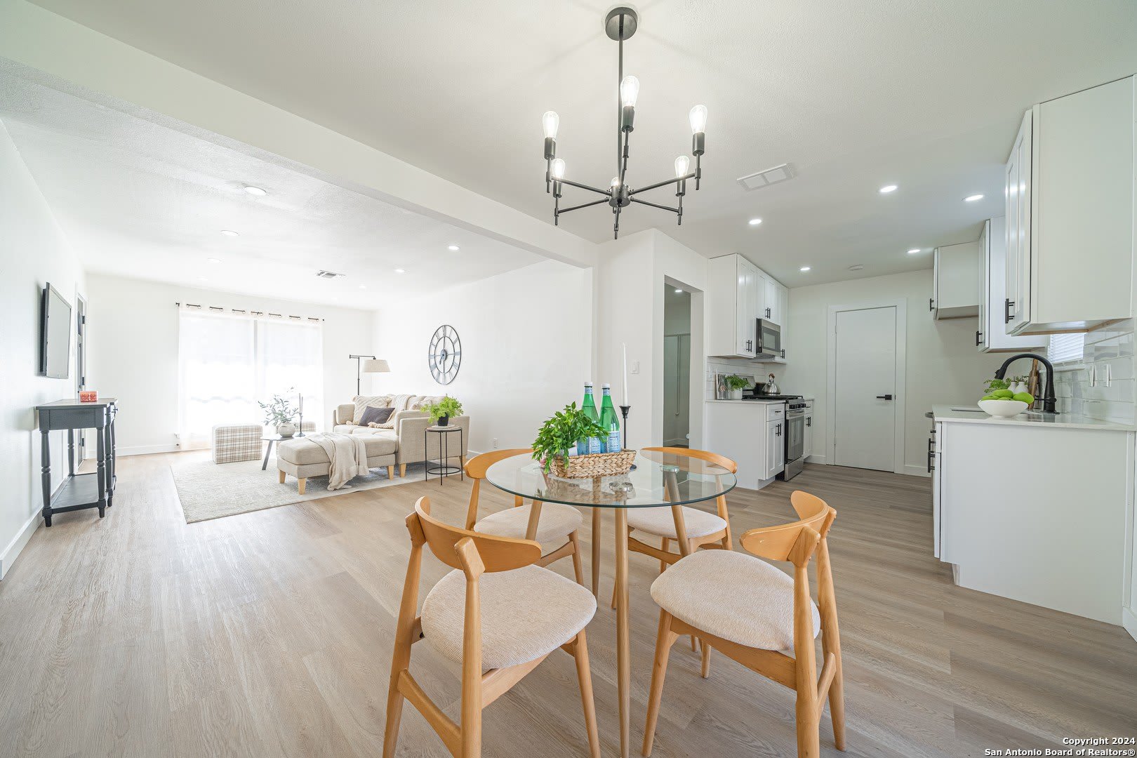 4339 WAIKIKI DR – photo 1