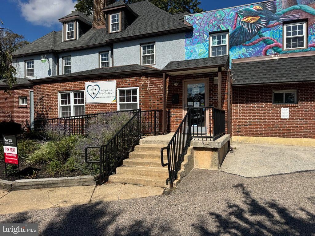 30 HAMPSTEAD Circle – photo 1 of 28