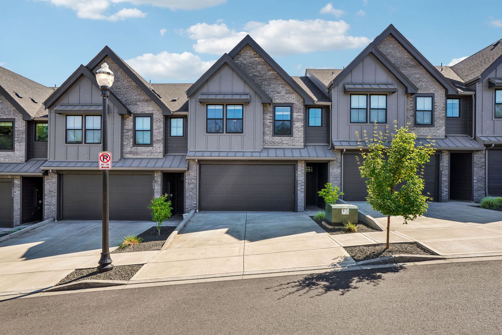 Luxury Townhome for Lease at the Courtyards at Hidden Crest – photo 1