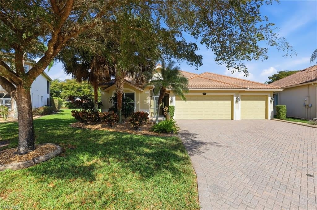 13818 Farnese Dr – photo 1