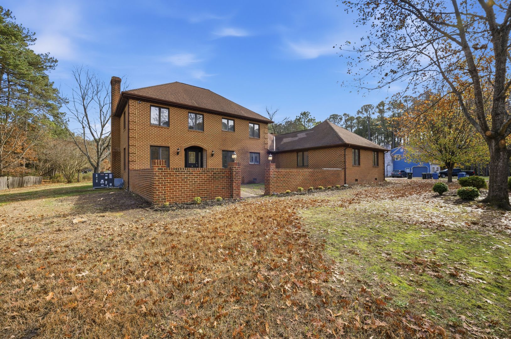 Gorgeous home in Poquoson. – photo 1 of 42