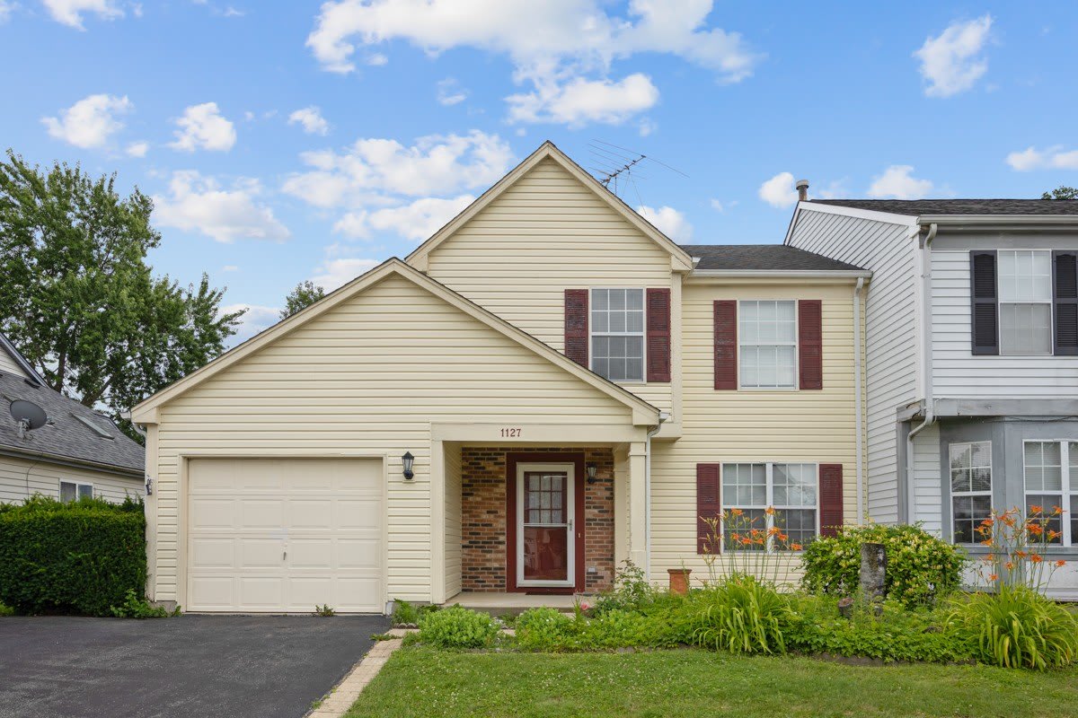 1127 Ashbrook Drive – photo 1 of 155