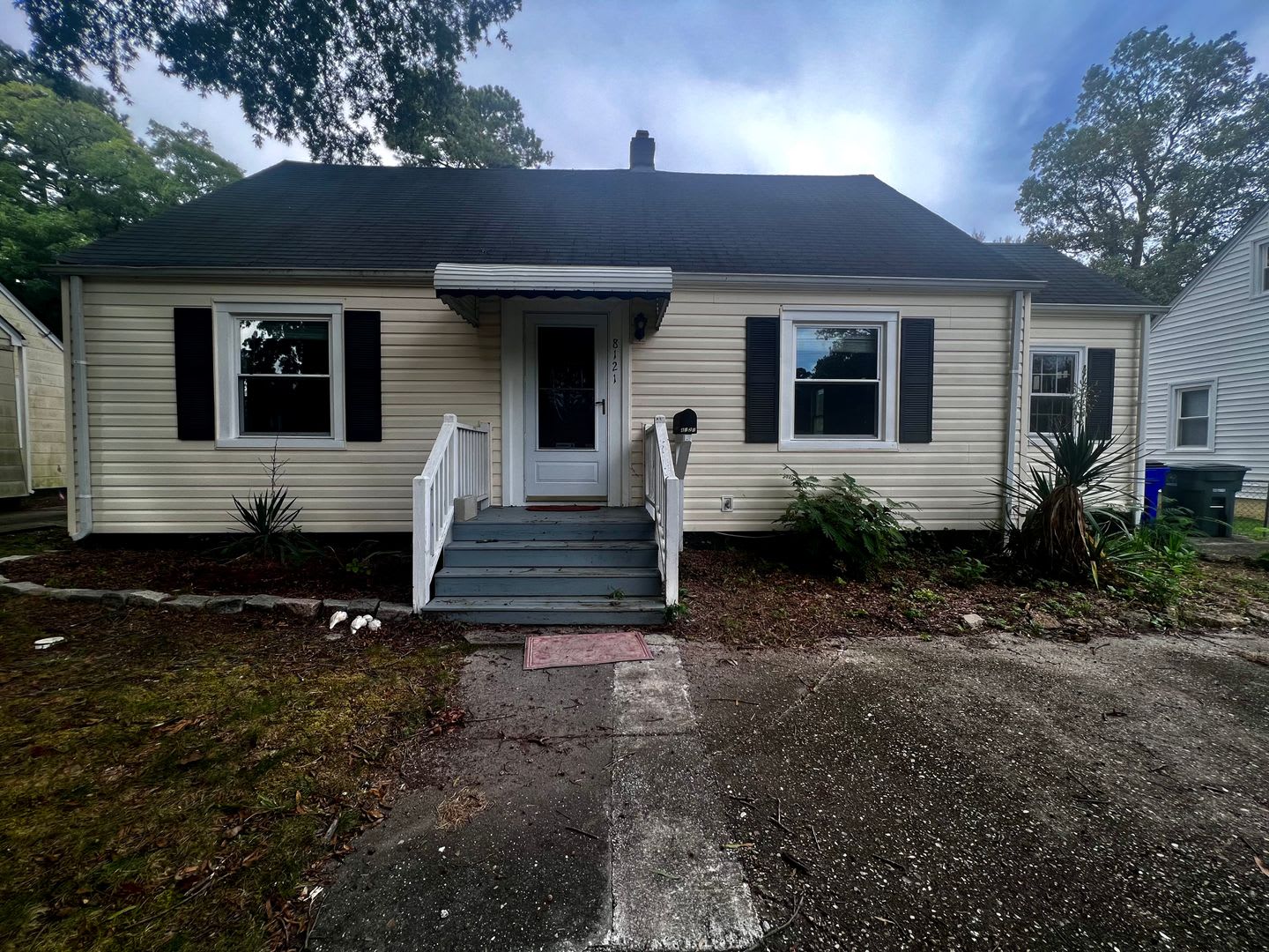 Charming Cape Cod Located In The Heart Of Norfolk – photo 1