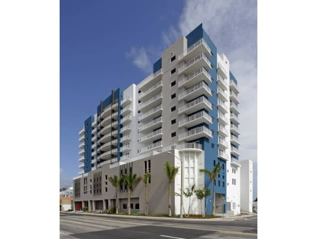 Stadium Tower – photo 1