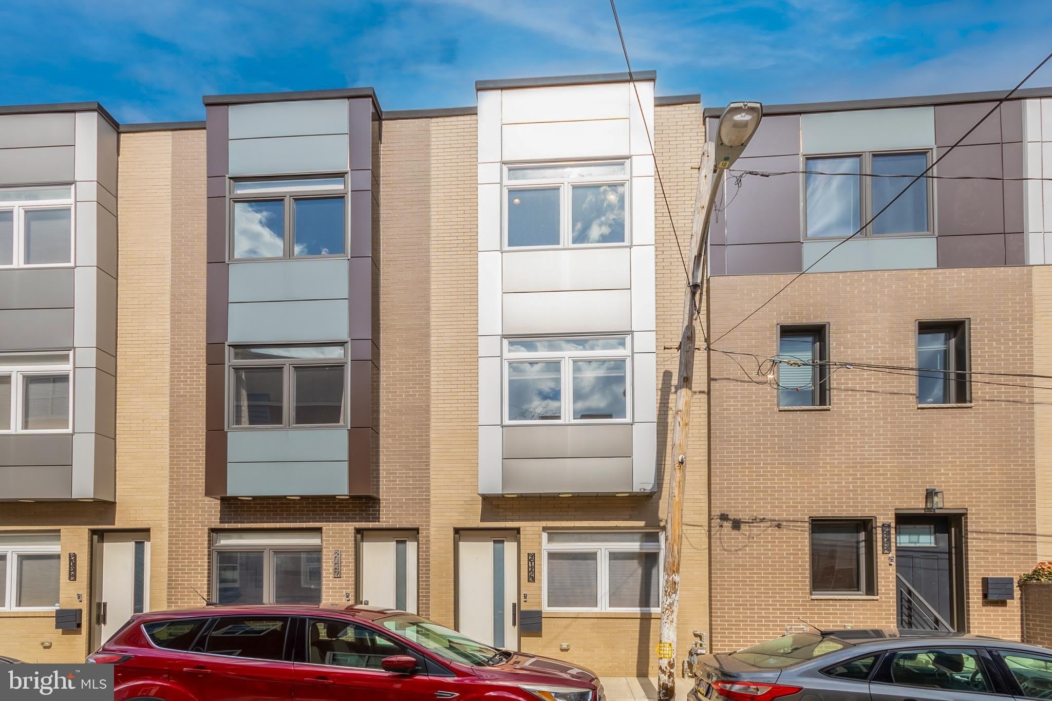 2145 CROSS Street – photo 1