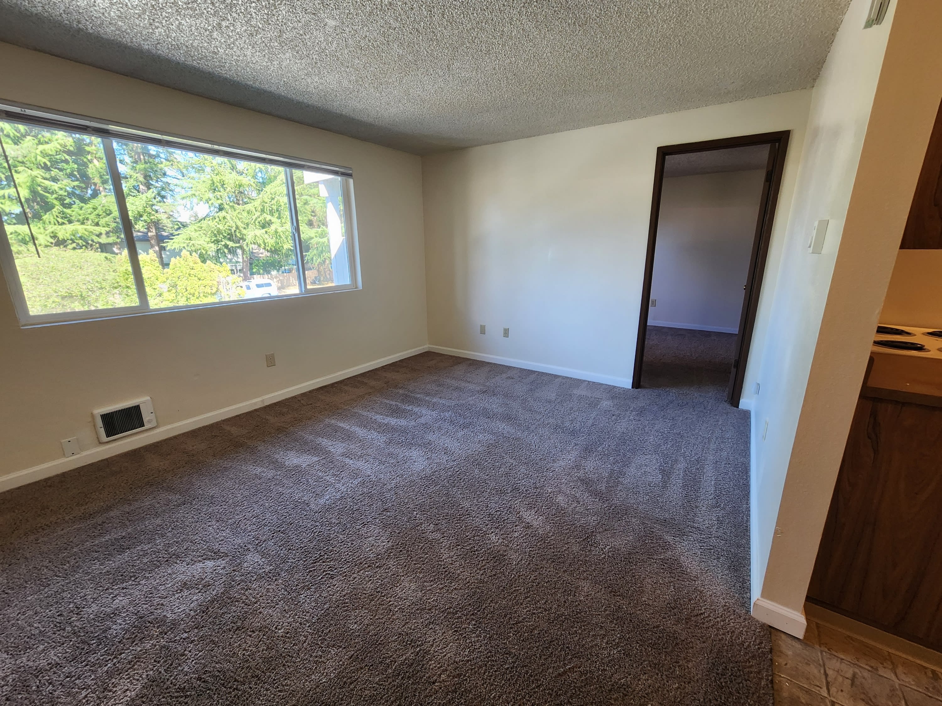 7935-9 3rd Ave SE – photo 1 of 14
