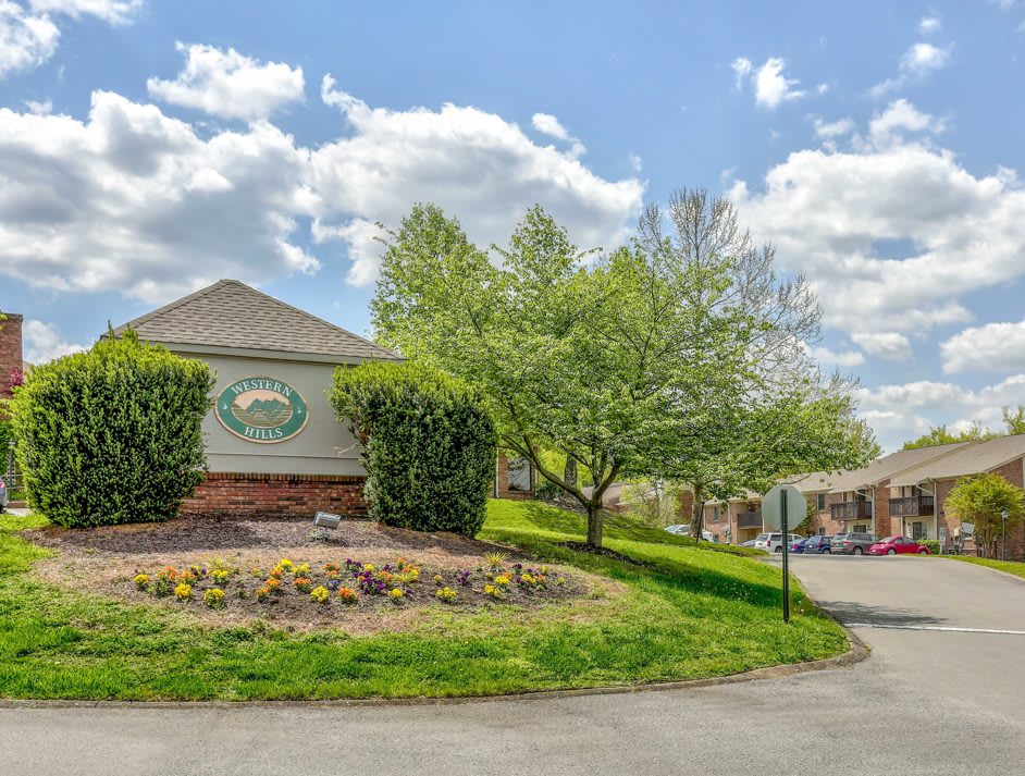 821 Watts Circle – photo 1