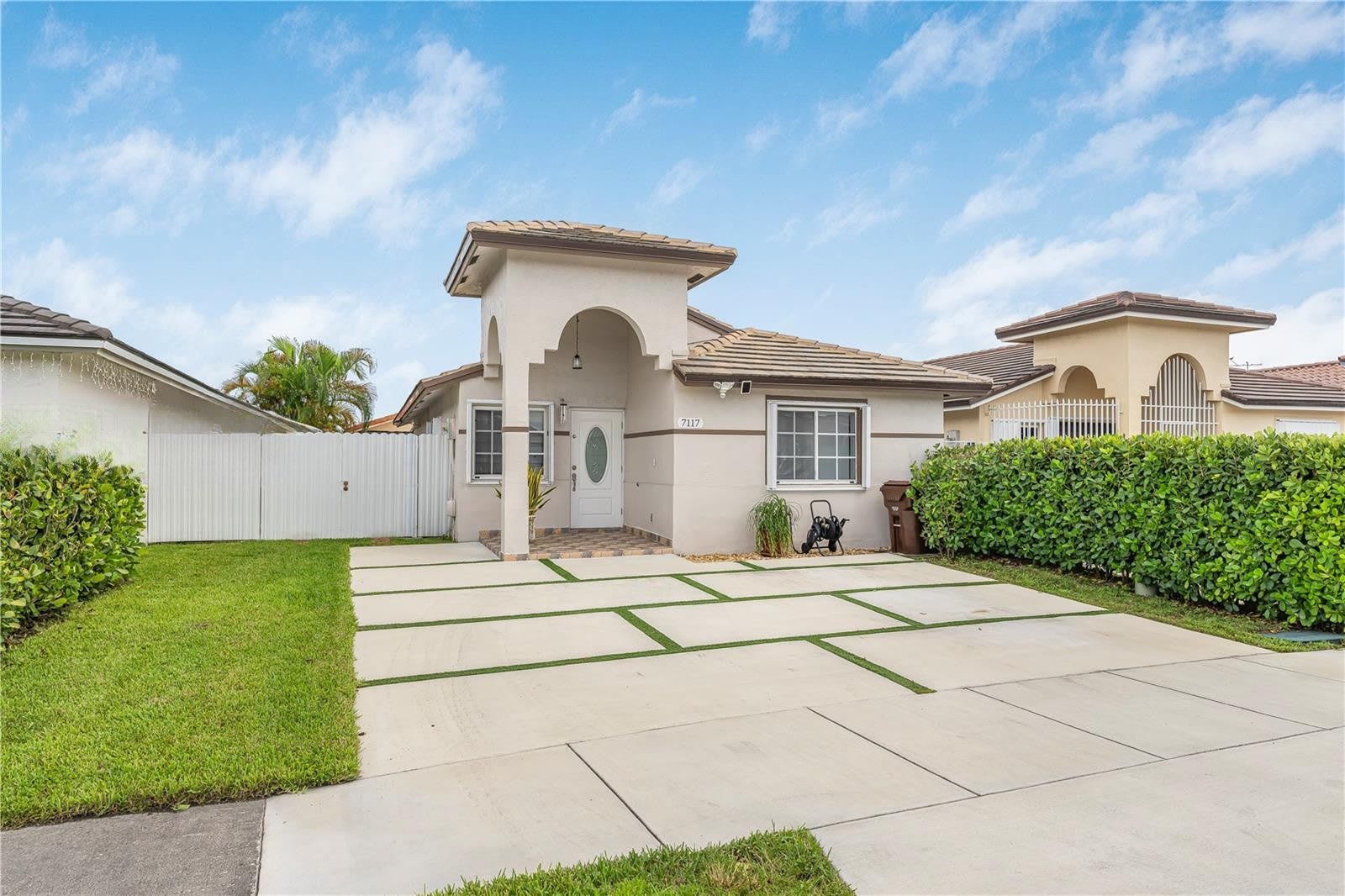 7117 West 30th Lane – photo 1