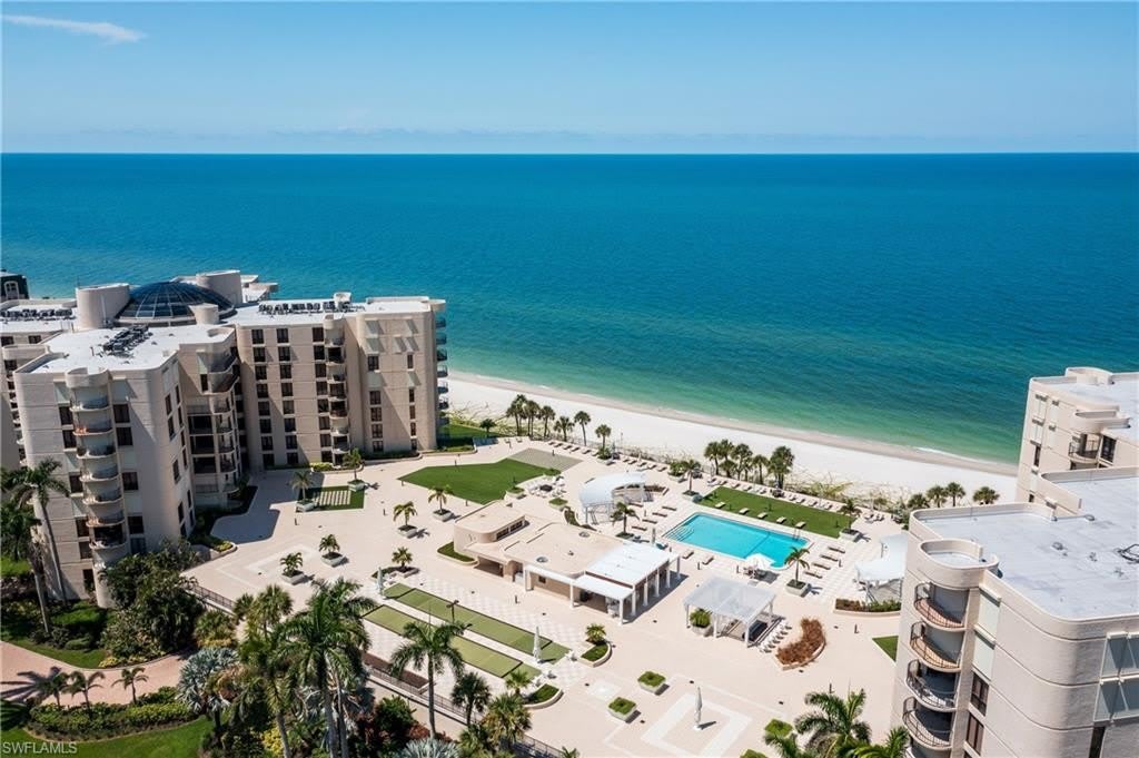 3115 Gulf Shore Blvd N – photo 1