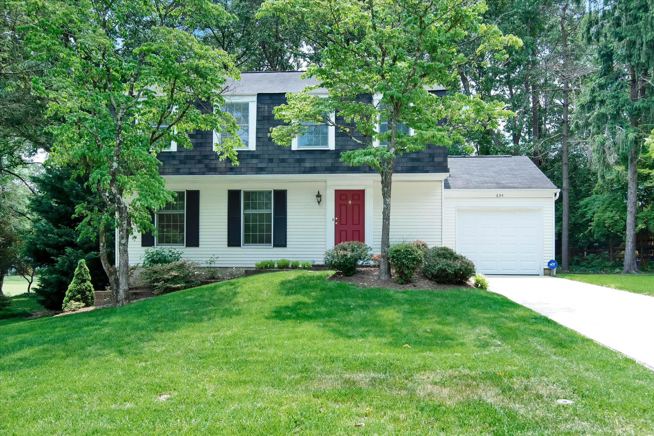 634 Bay Green Drive – photo 1 of 31