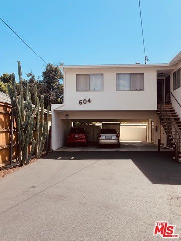 604 E Windsor Rd – photo 1