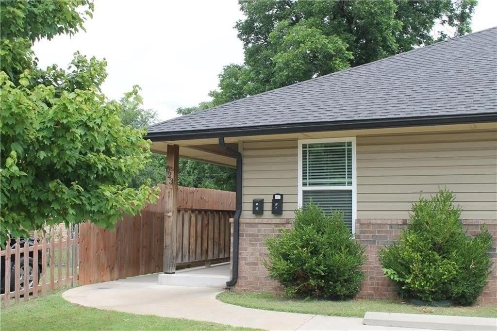 523 Main Street – photo 1