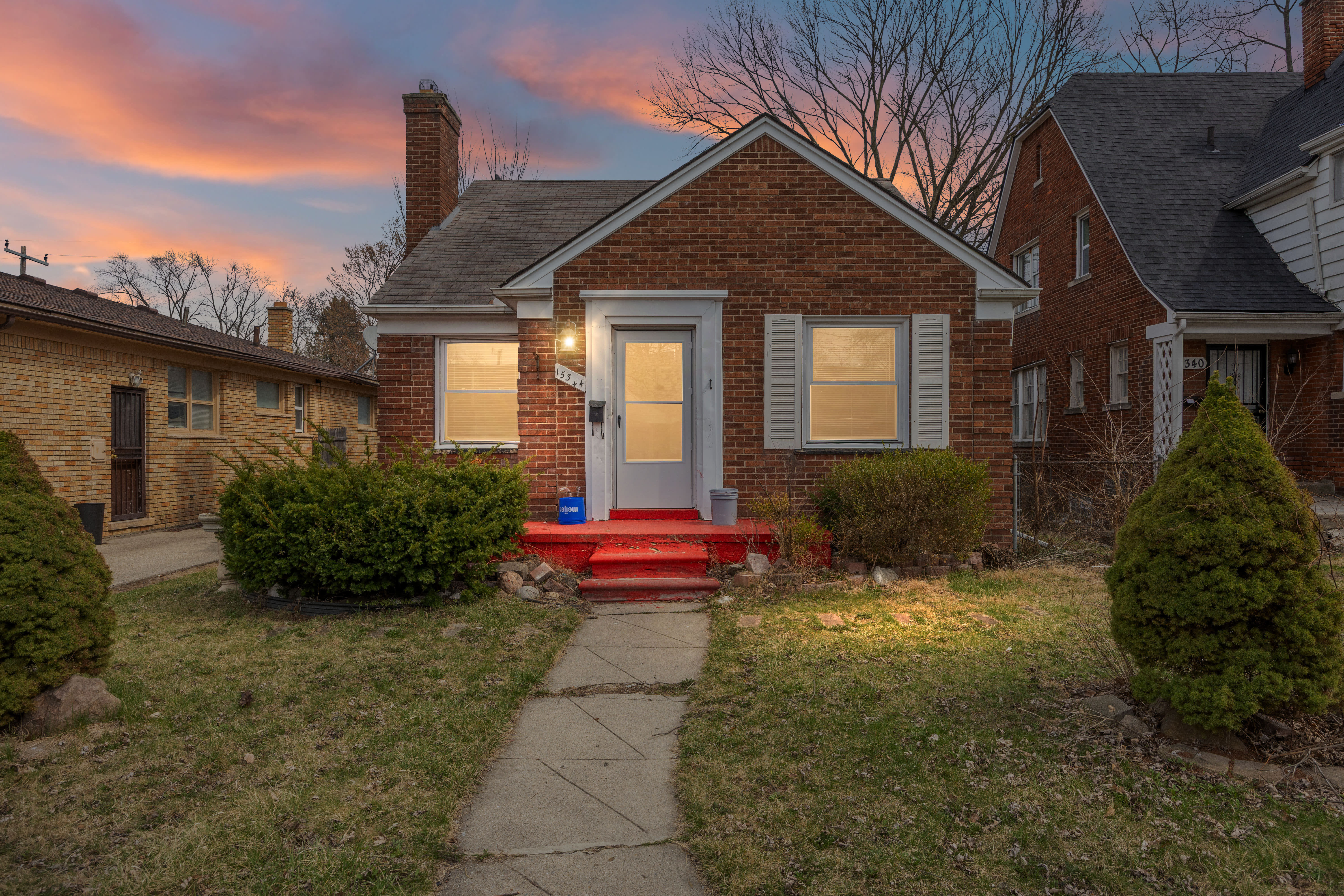 15344 Stout St – photo 1