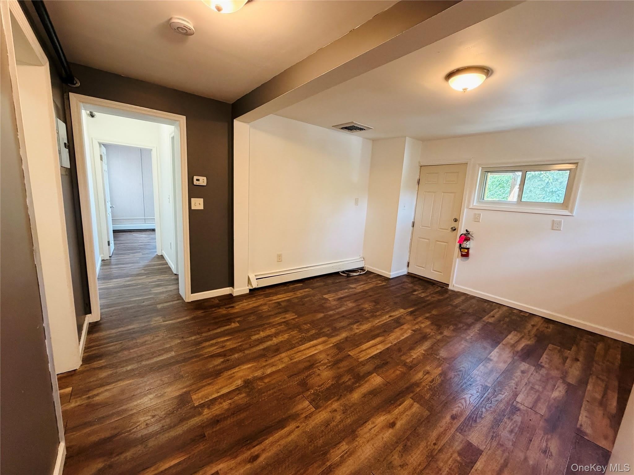 125 Wickham Avenue – photo 1 of 6