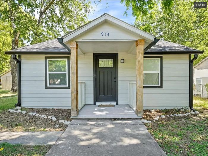 914 Locust Street – photo 1 of 10