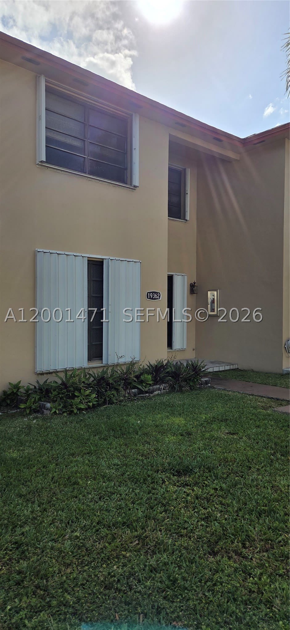 19362 SW 103rd Ct – photo 1 of 20