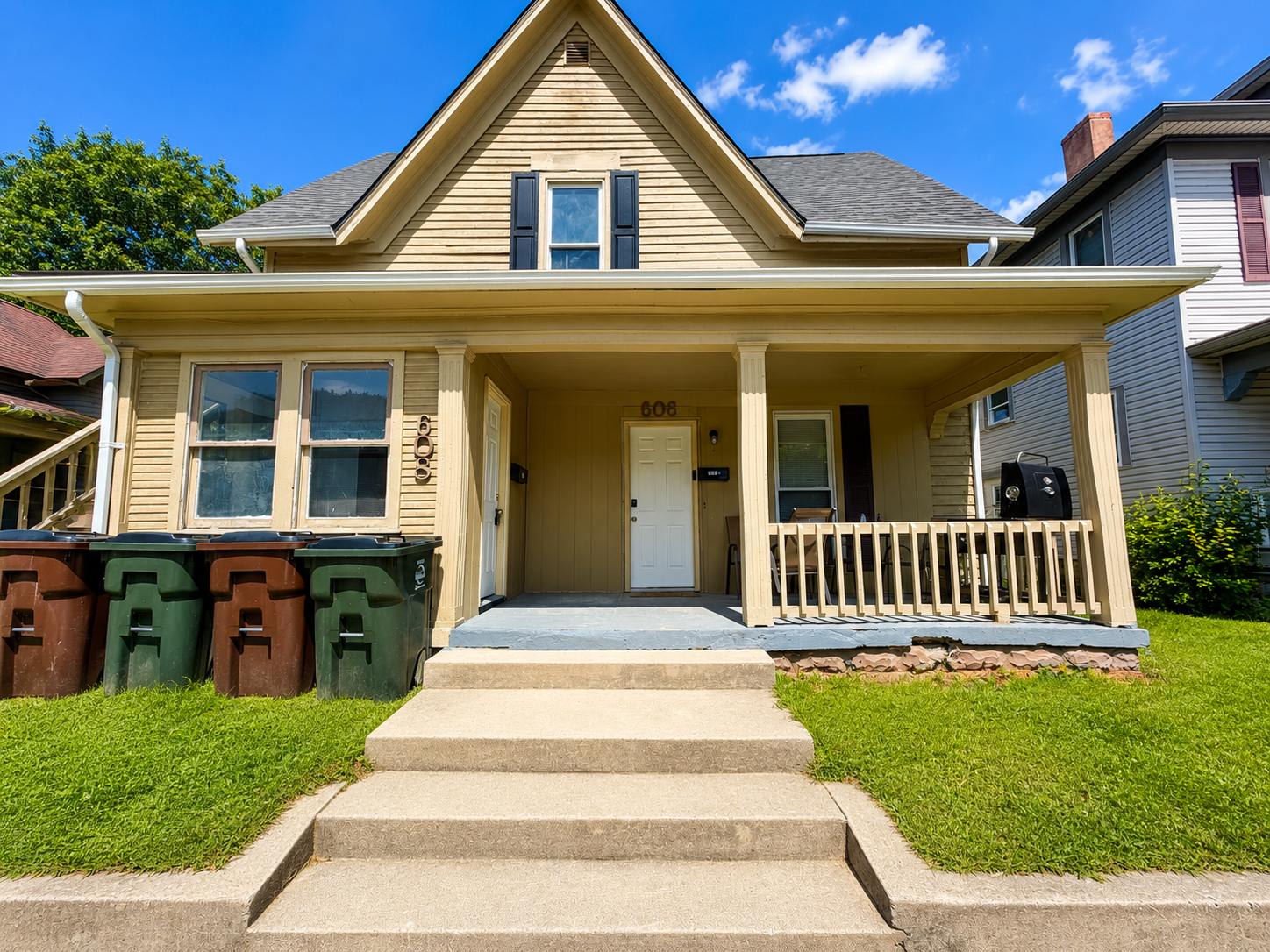 606 608 W North Stunit 608 1 – photo 1 of 26