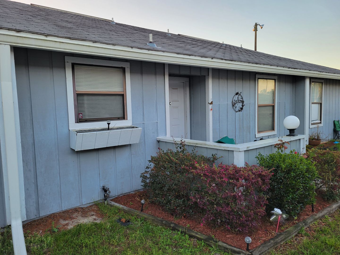 1195 2 2 Ready To View Jefferson Square – photo 1 of 20