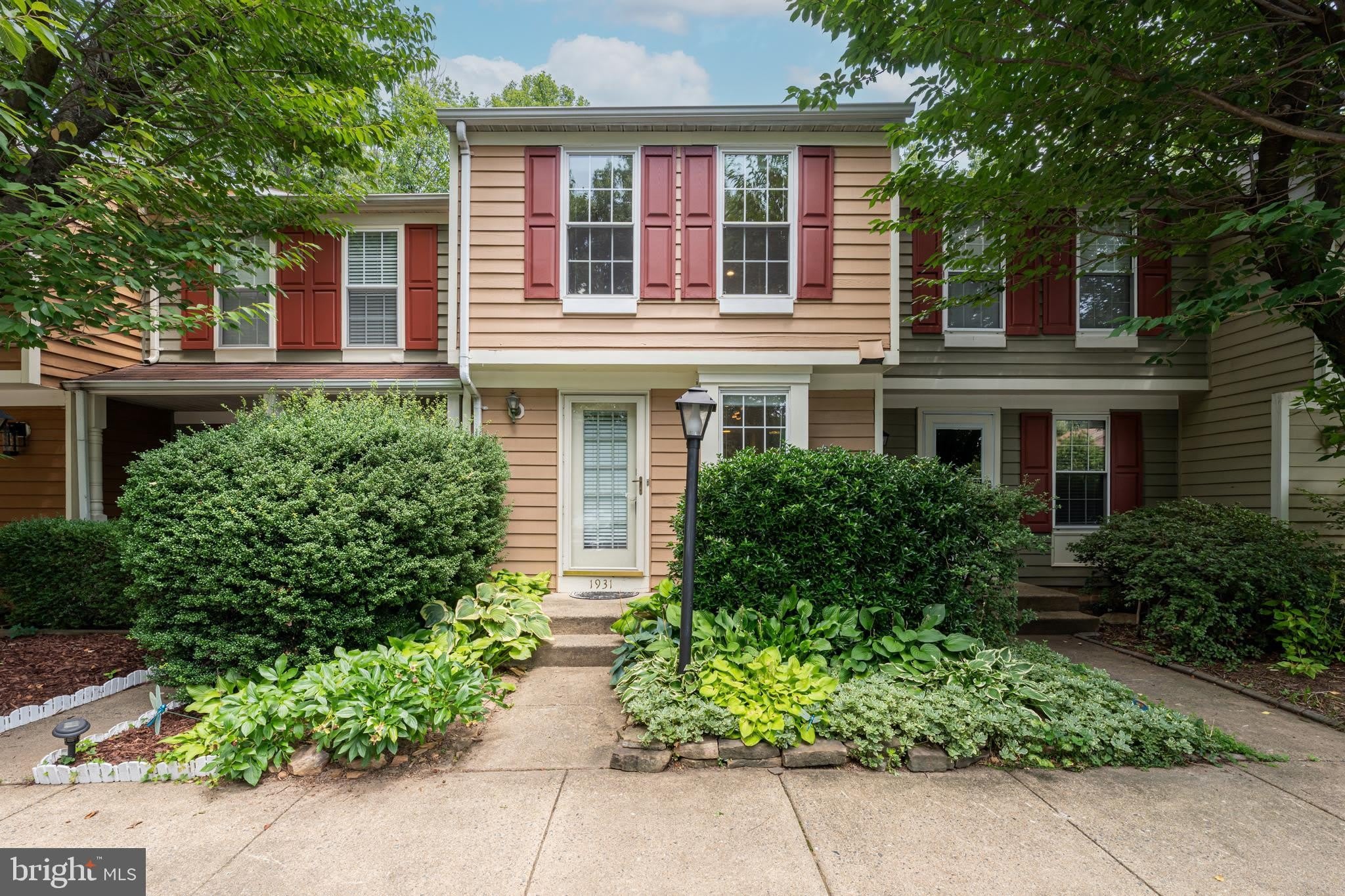 1931 Belmont Ridge Court – photo 1