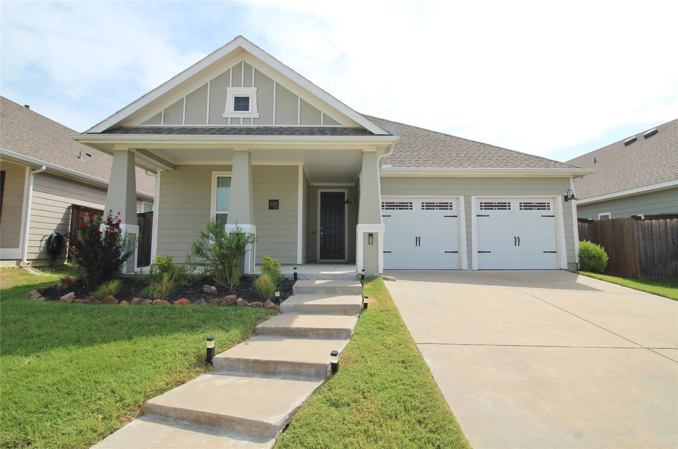 2139 Mossbrook Drive – photo 1 of 30