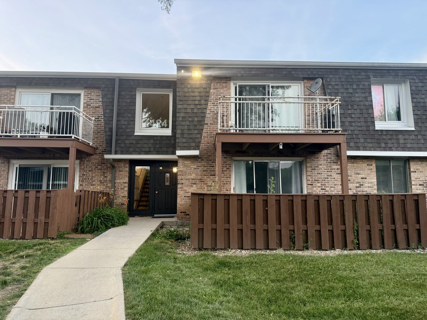 4424 Euclid Avenue – photo 1 of 13