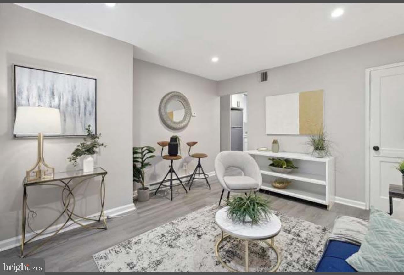 1721 Gales Place Ne – photo 1