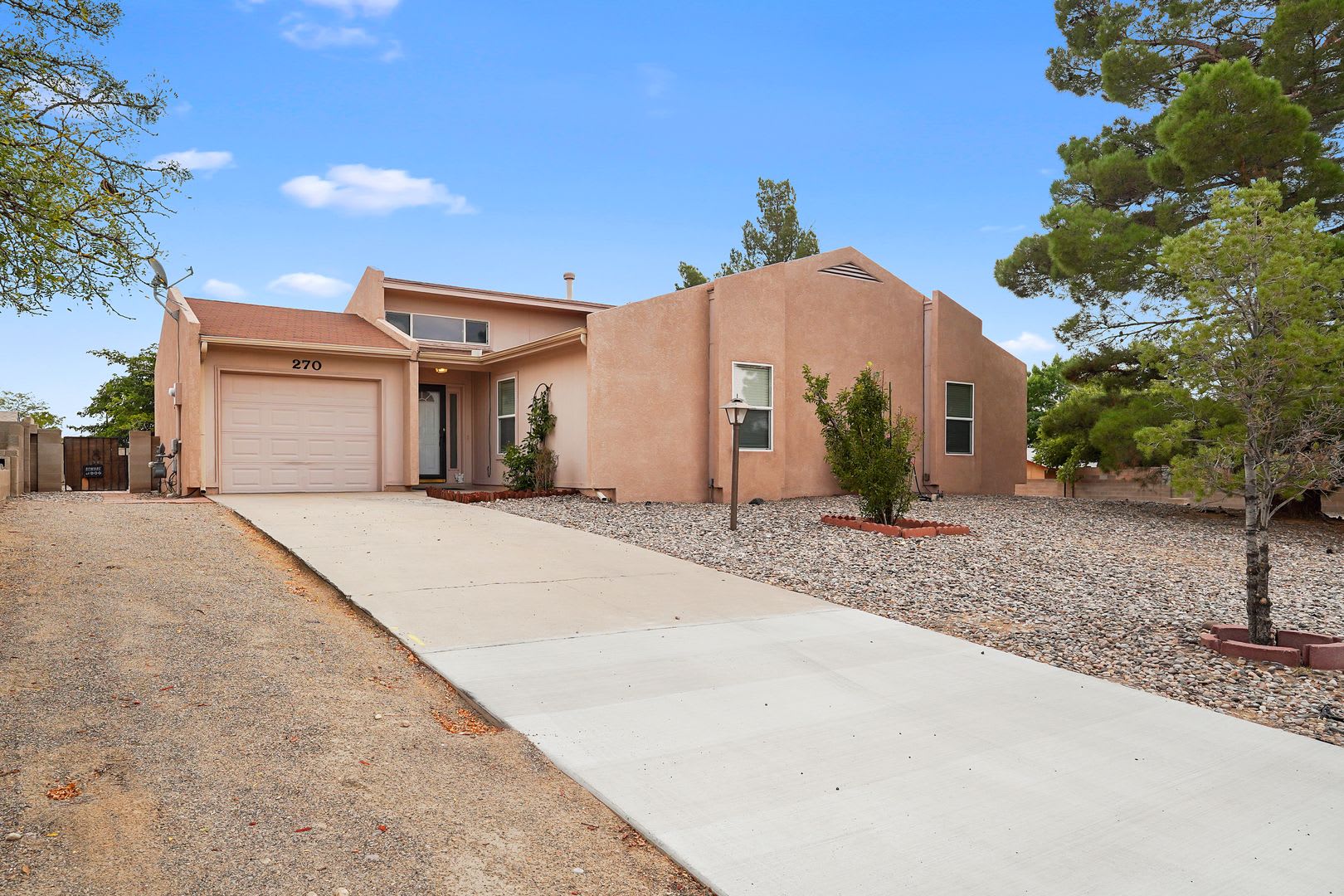 For Rent 3 Bed 2 Bath 1 Car Garage Rio Rancho Large Backyard – photo 1 of 155