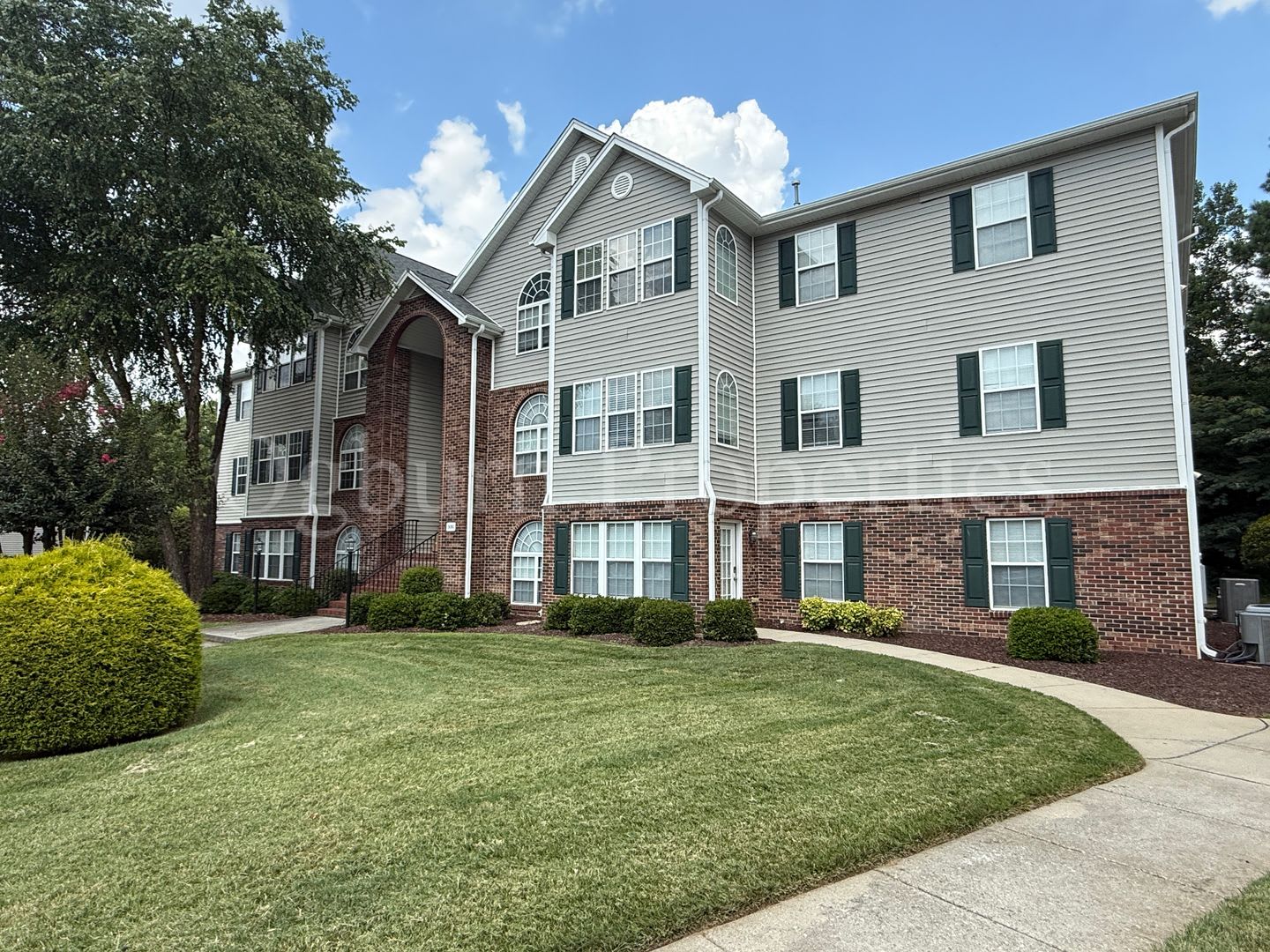 324 Scholastic Ct-FULLY FURNISHED, UTILITIES INCLUDED!-2BR/2BA-Deacon Ridge APT!! – photo 1