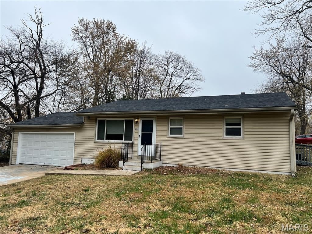 273 Buddie Avenue – photo 1 of 14