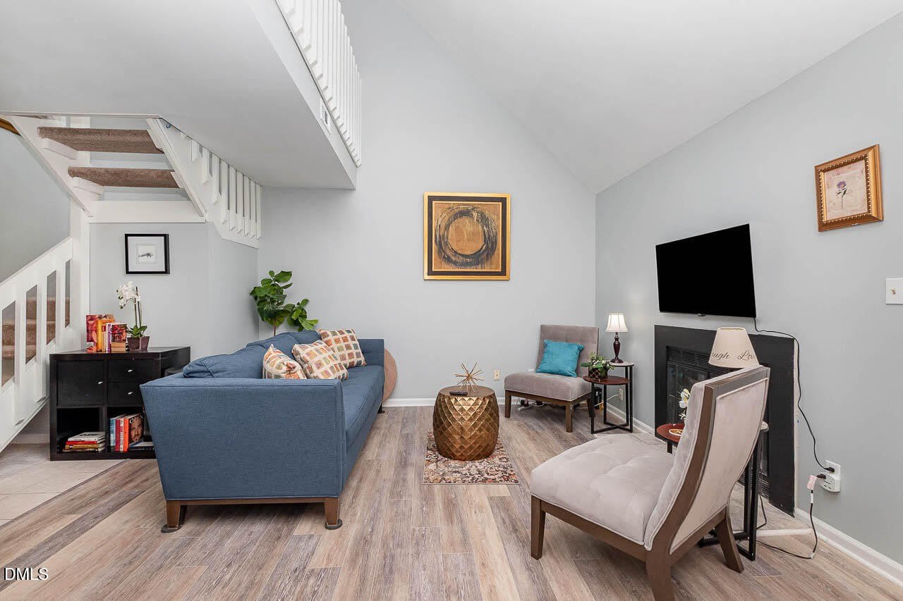 2100 Peppertree Street – photo 1
