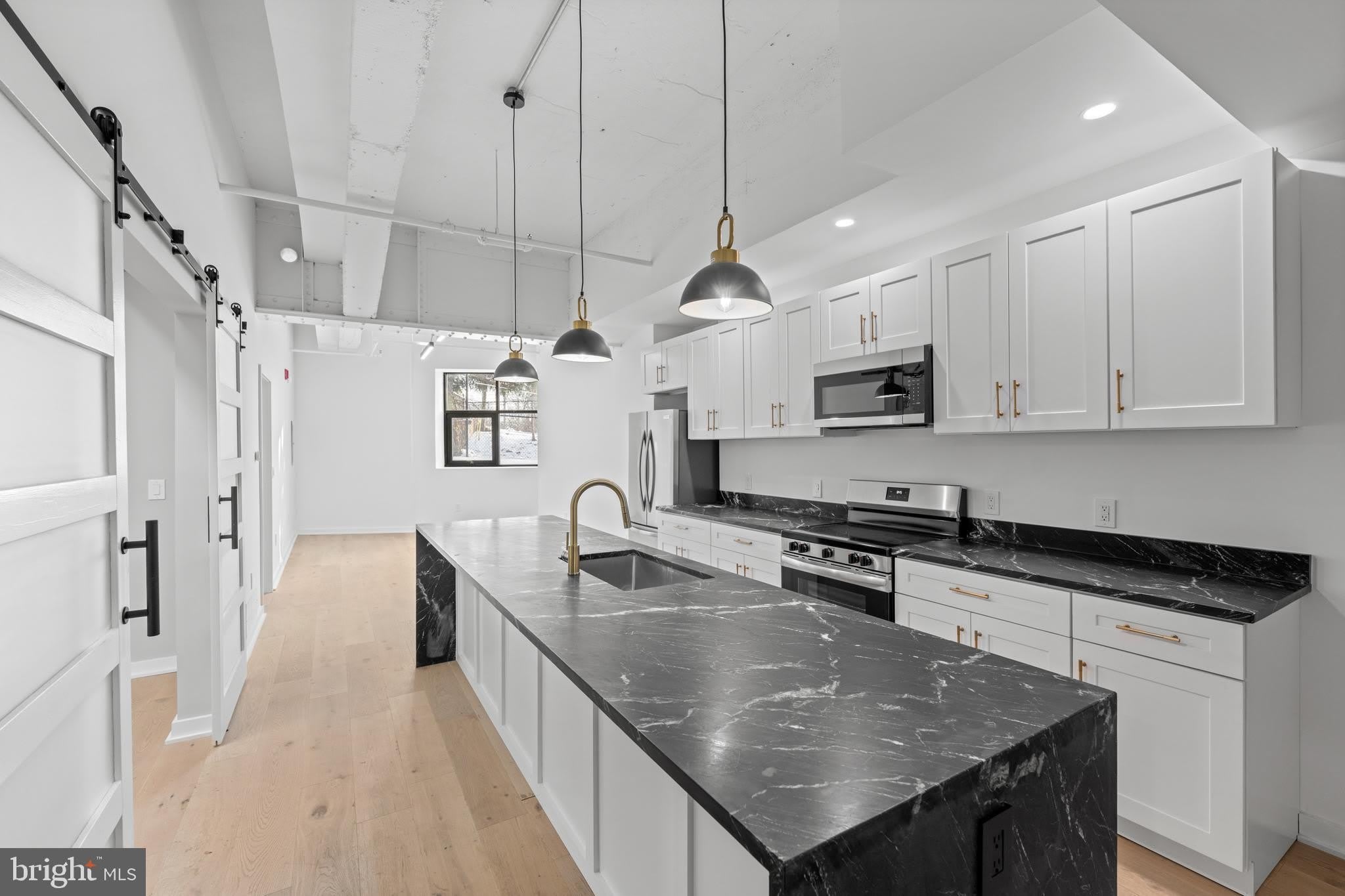 36 N NARBERTH Avenue – photo 1