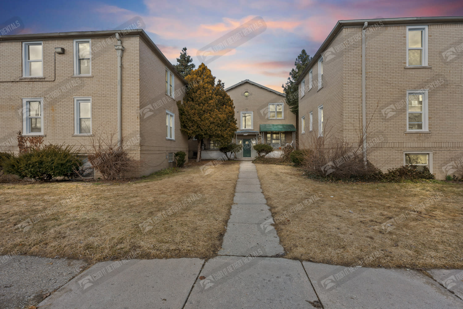 1000 Merton Rd Apt 1 – photo 1