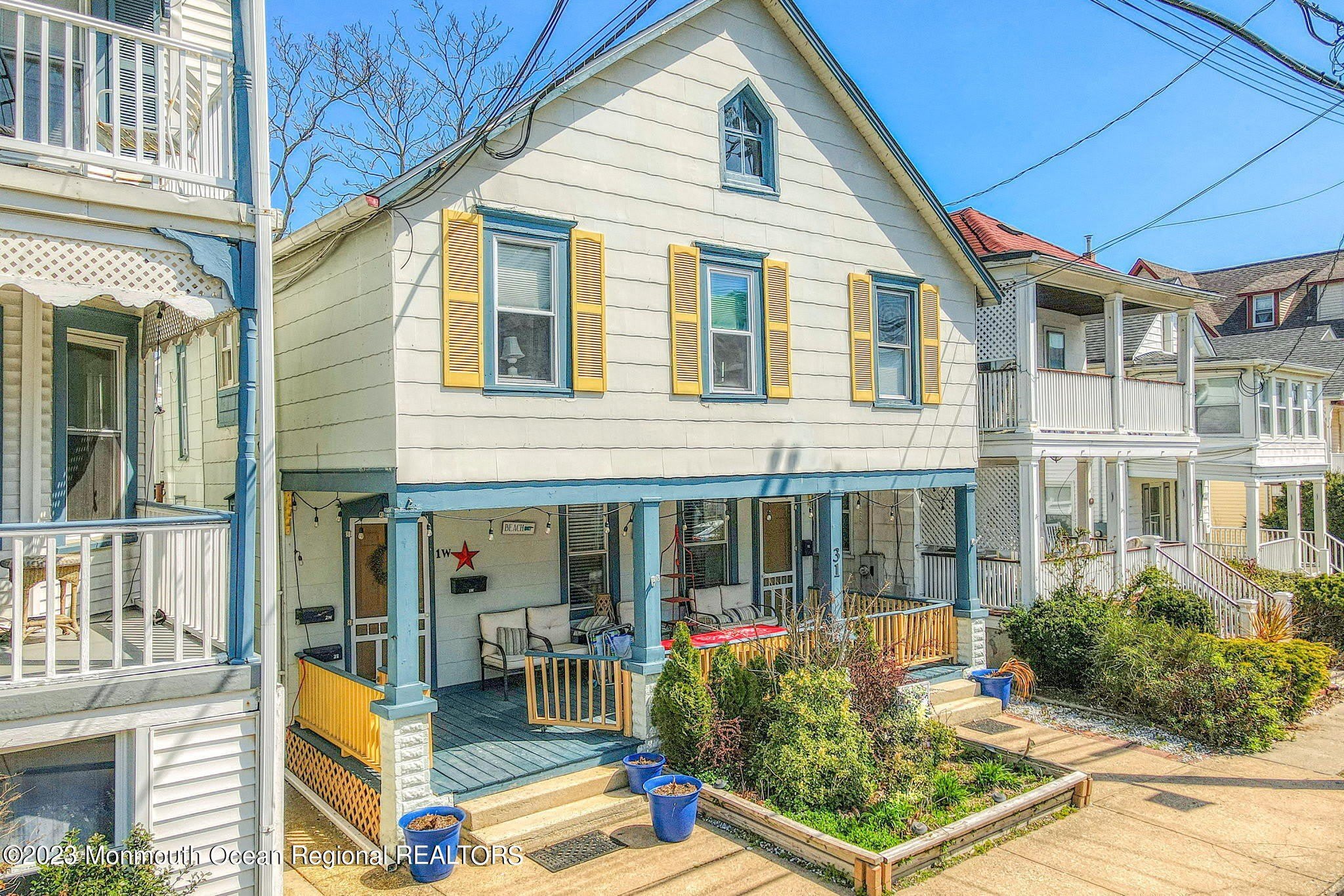 31 Atlantic Avenue – photo 1 of 17