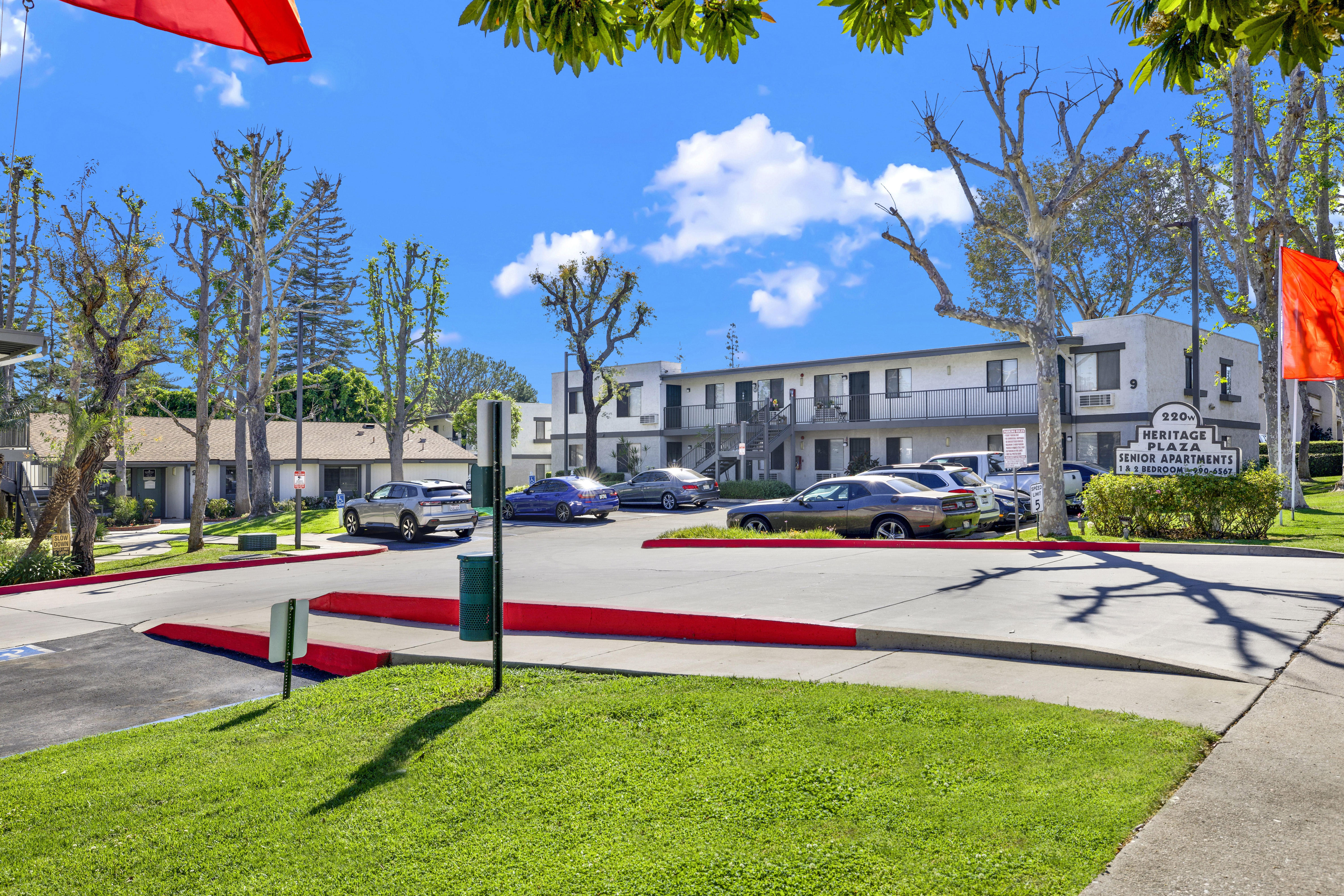 HERITAGE PLAZA – photo 1 of 29
