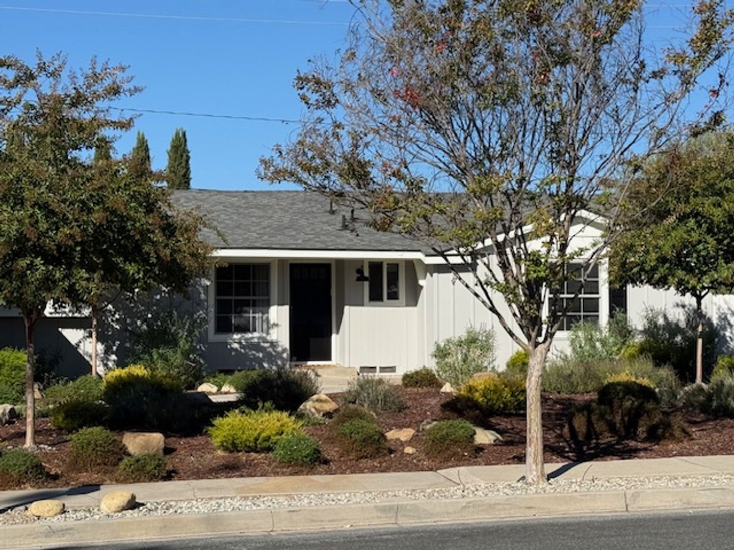 Furnished Home in Prime Ojai Location! – photo 1 of 21